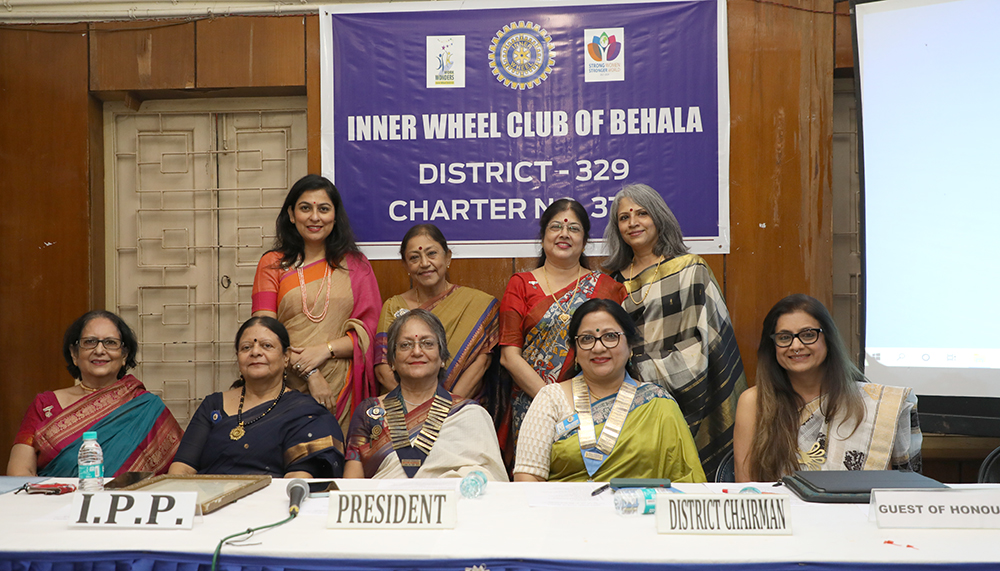 MINU BUDHIA SPEAKING AT THE INNER WHEEL CLUB OF BEHALA INSTALLATION CEREMONY